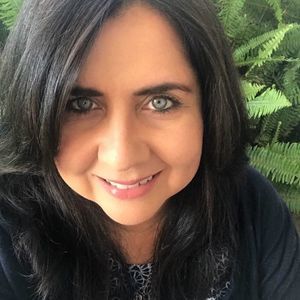 Meet your Posher, Roxana